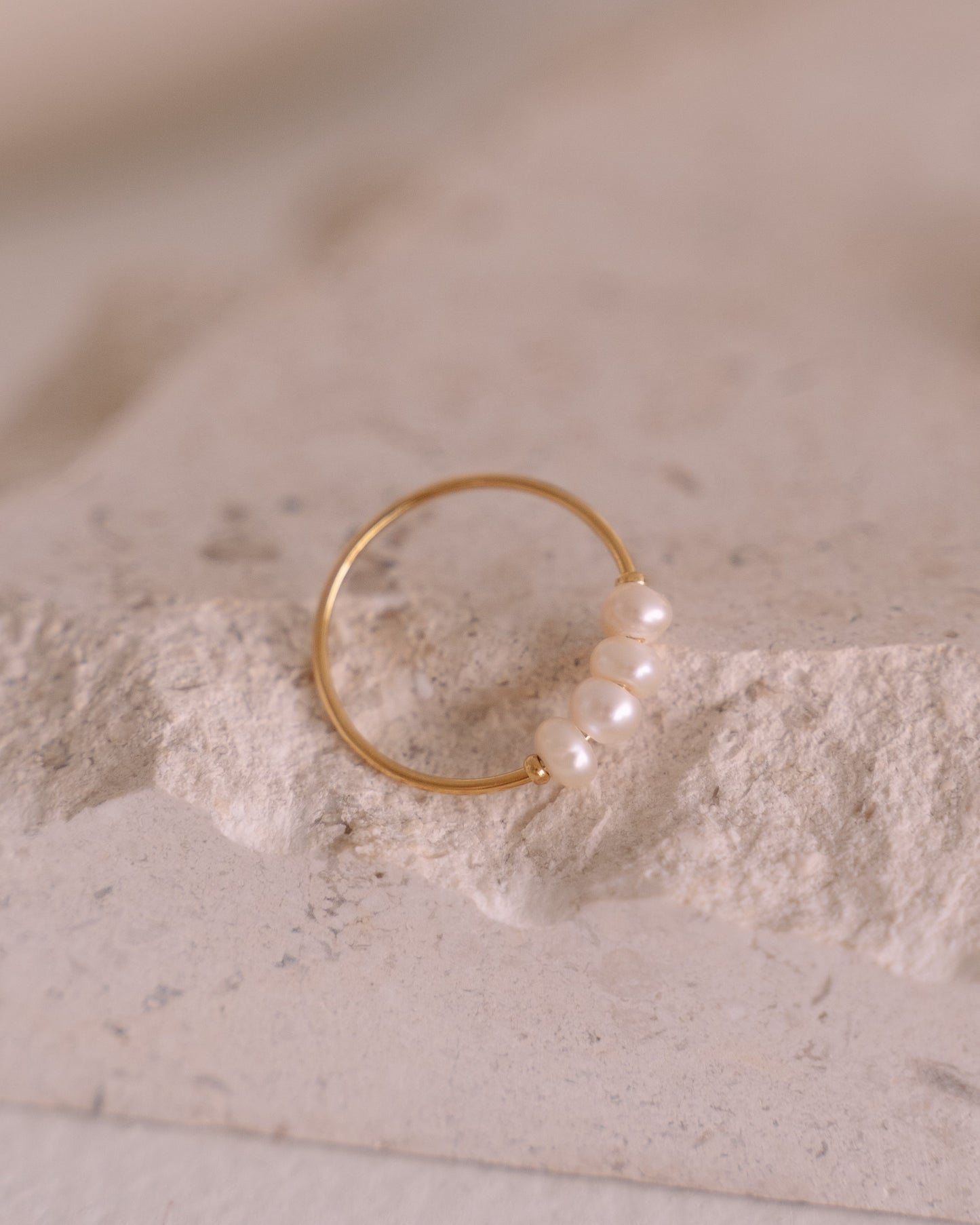 Jumis pearl ring