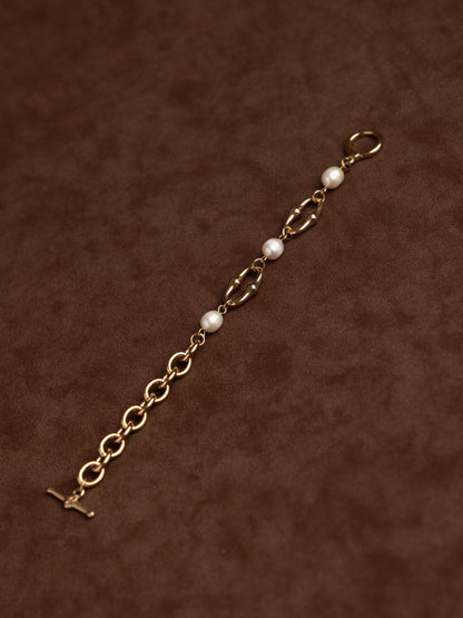 Abstract chain pearl bracelet