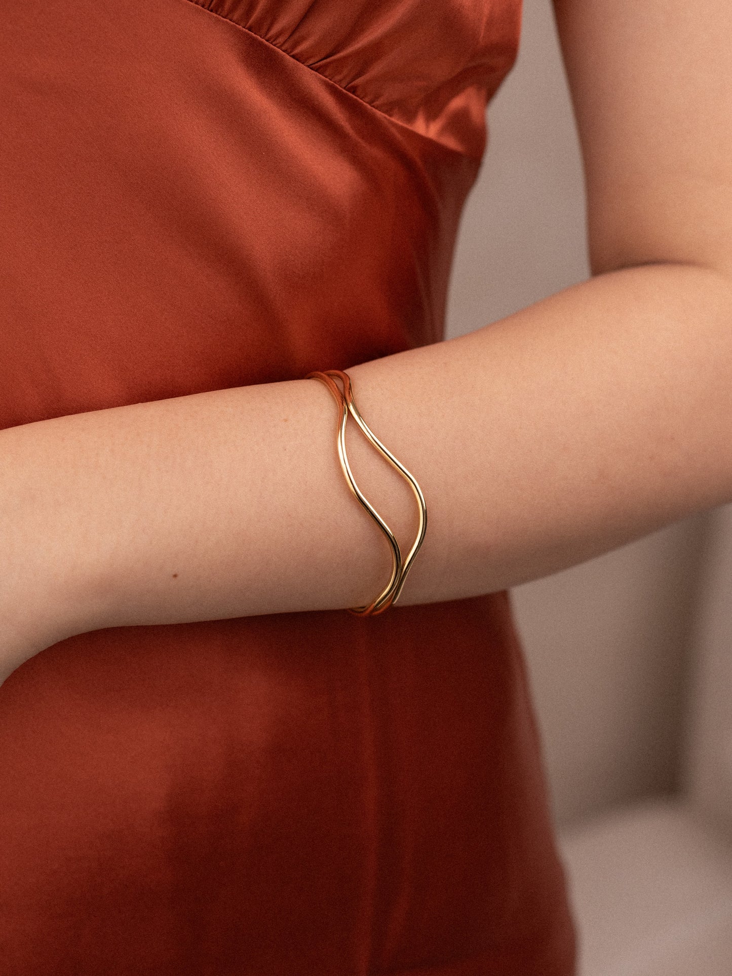 Gentle wave cuff bracelet