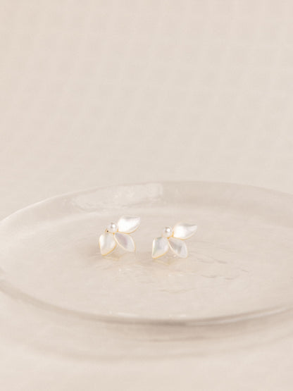 Layla nacre earrings
