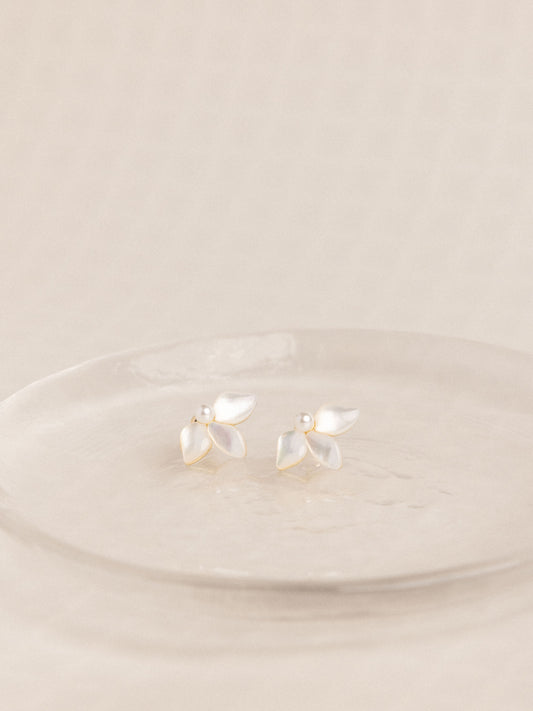 Layla nacre earrings