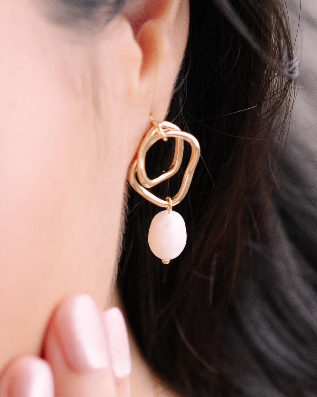 Esme pearl earrings