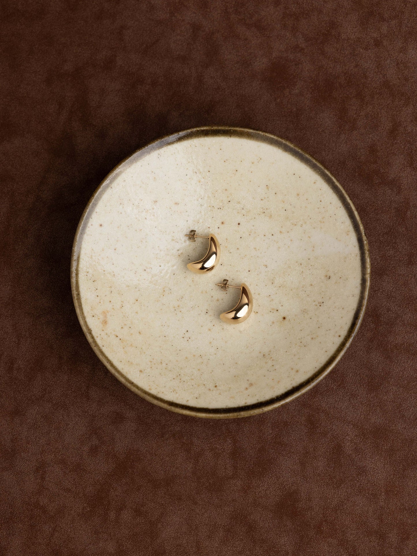 Whispering drops earrings