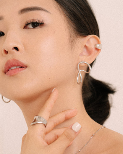 Expressive earrings