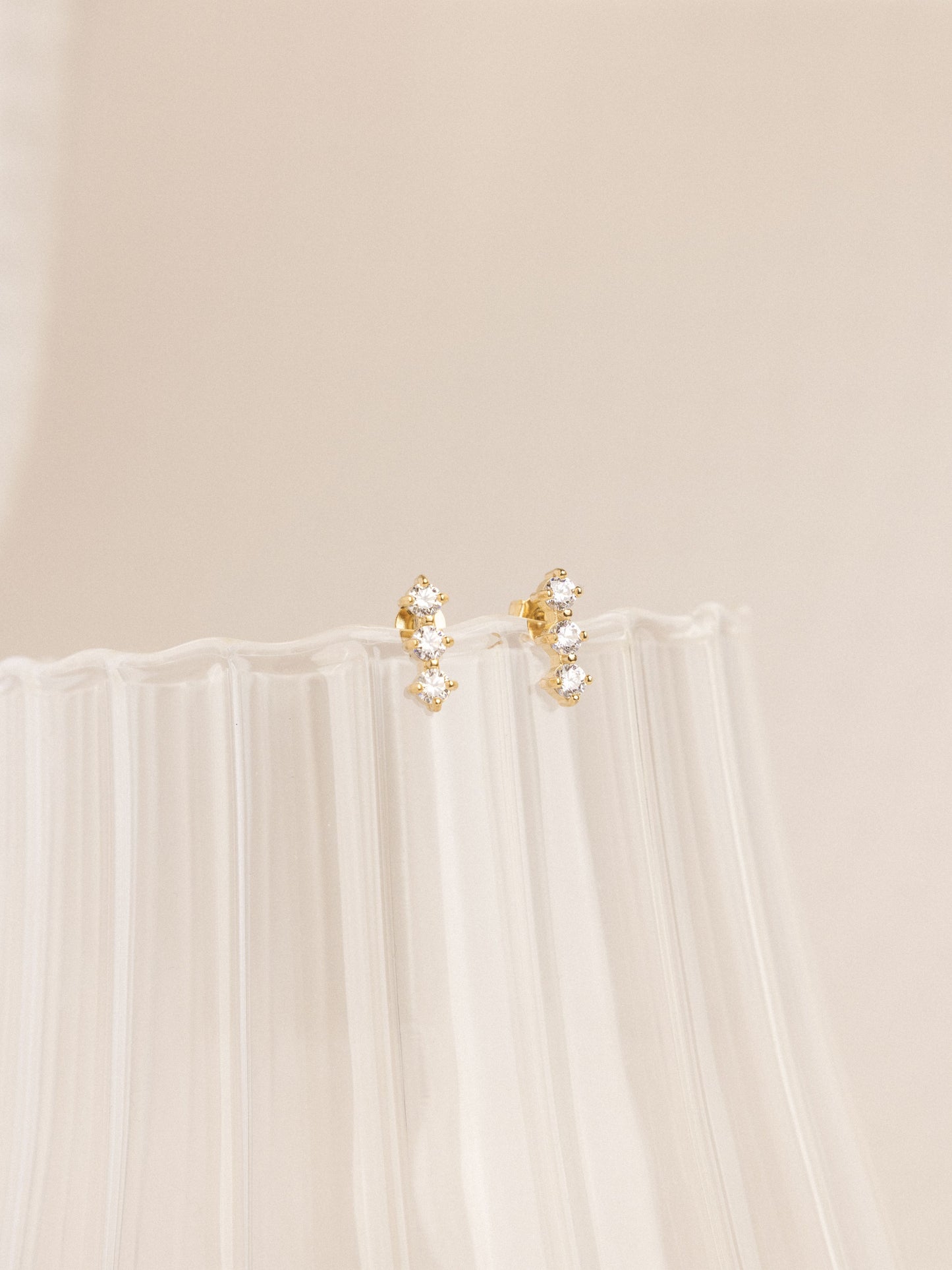 Shooting stars ear studs