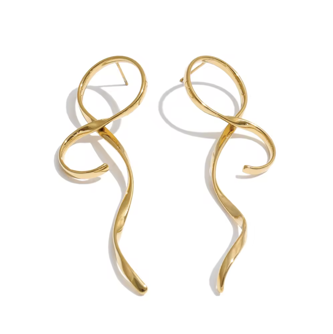 E468 Flowy Ribbon Earrings