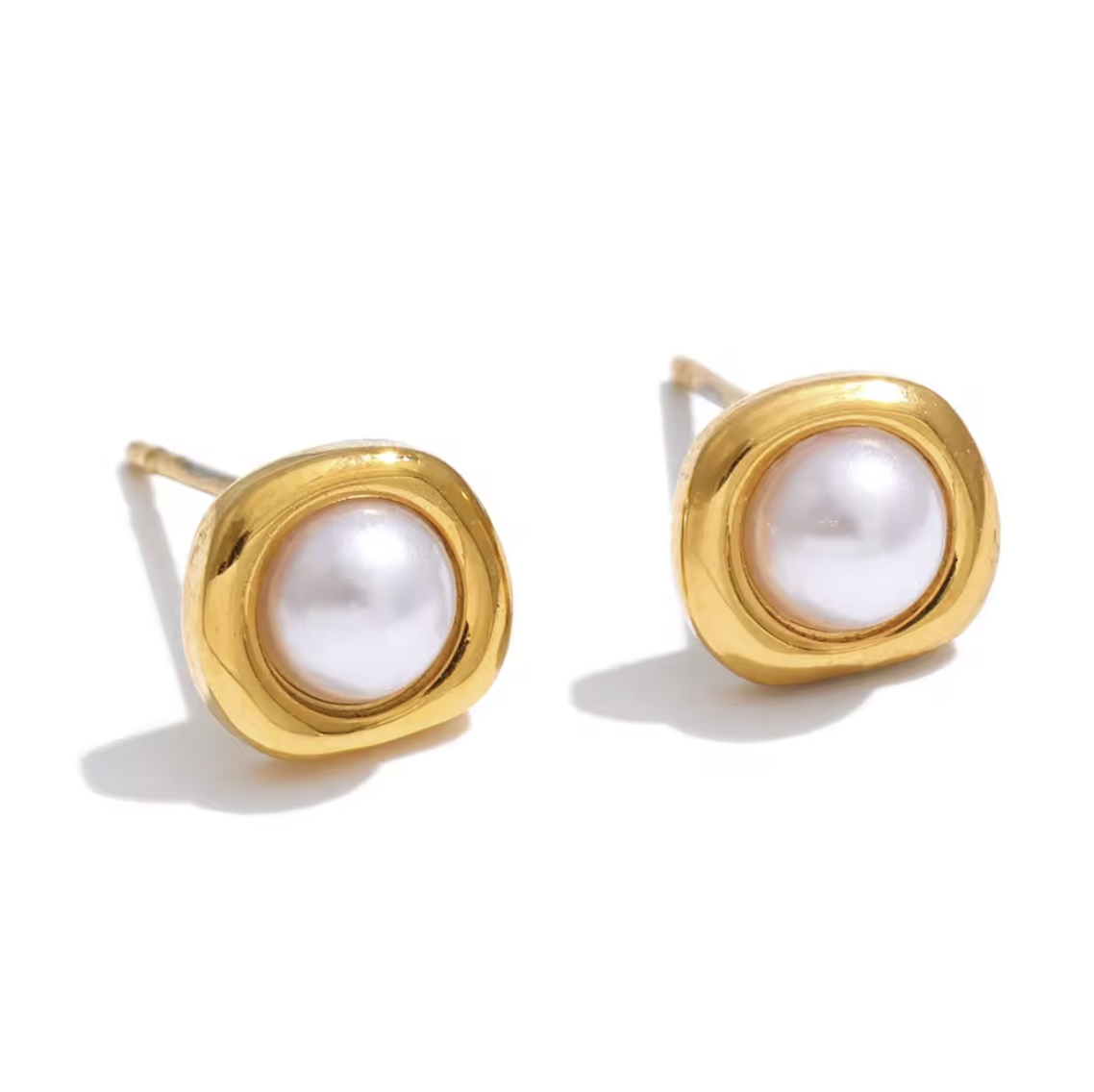 Dainty Pearl Studs