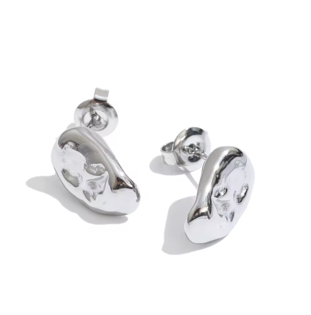 E481 Soft Sculpture Studs