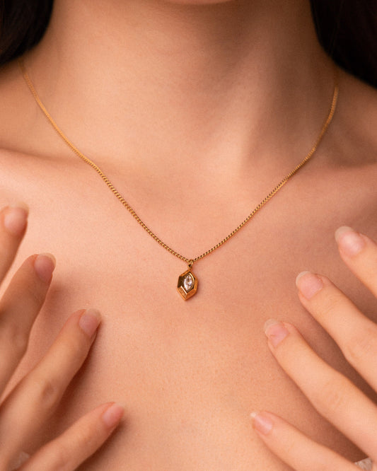 Marquise Form Necklace