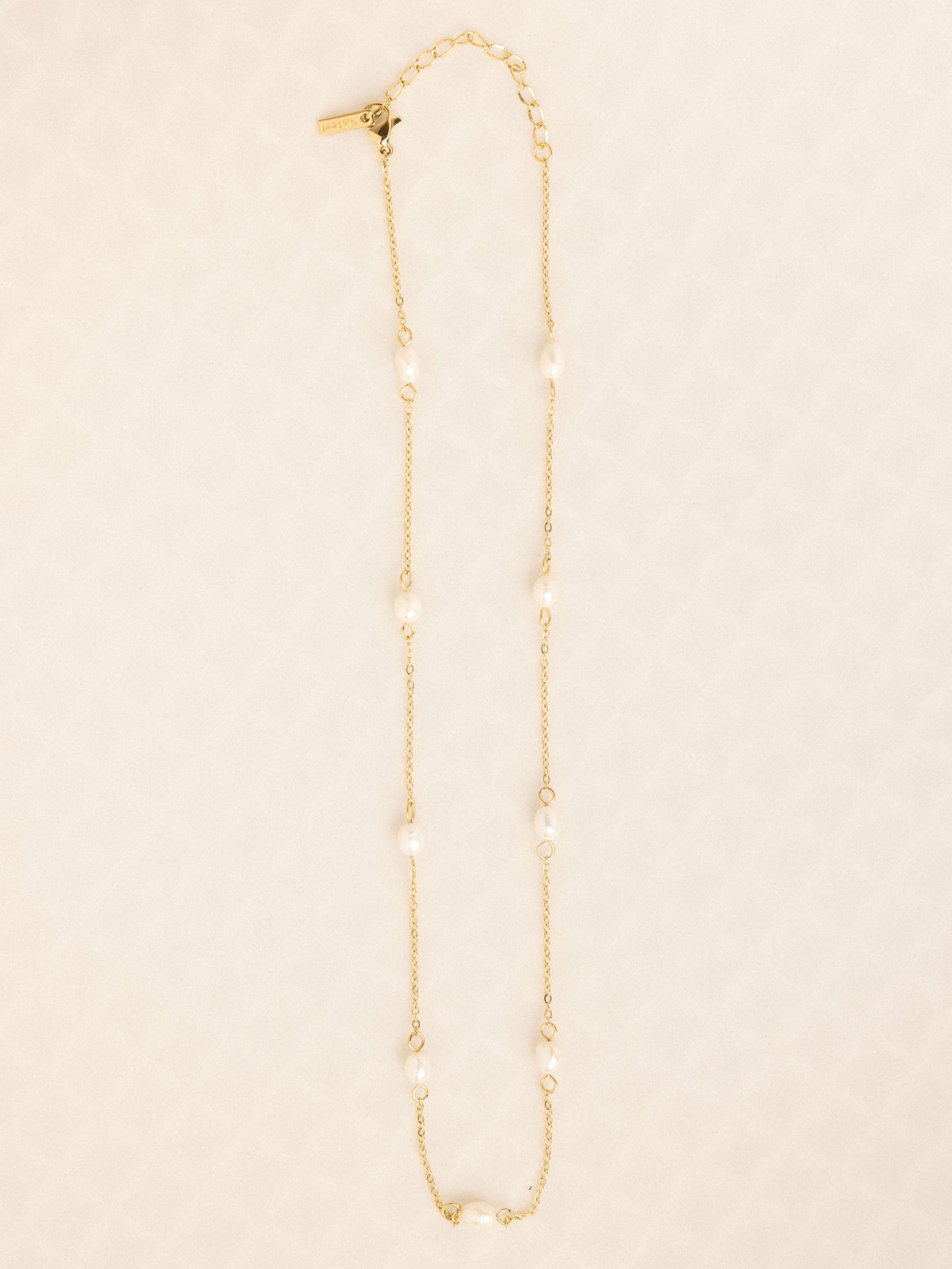 Pearl chain necklace
