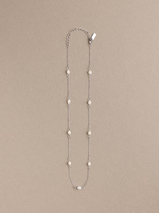 Pearl chain necklace