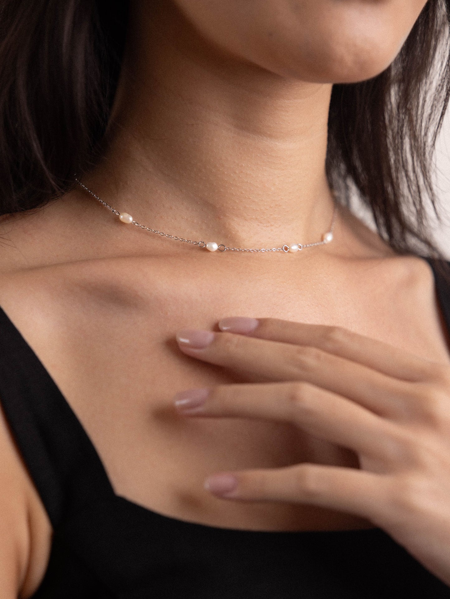 Pearl chain necklace