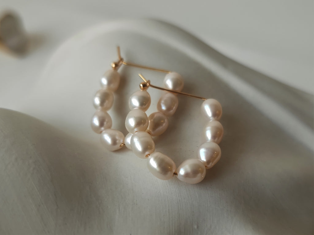 Mira pearls earrings
